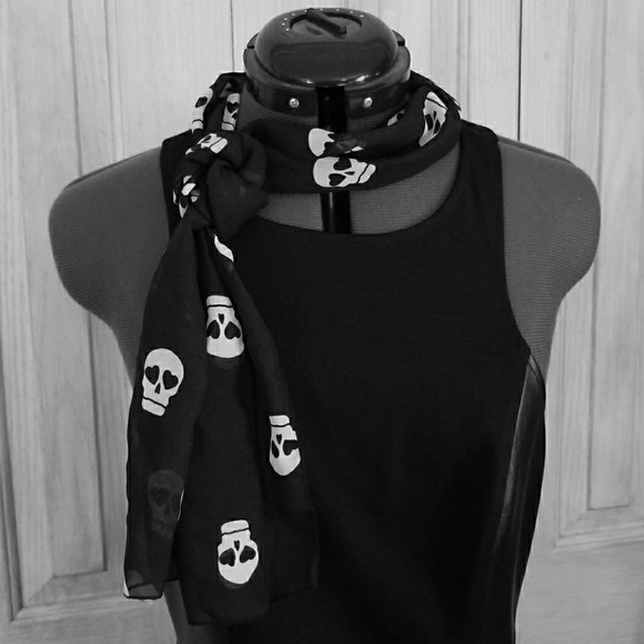 🚨Bundle Only🚨 Chiffon Skull Scarf - Picture 1 of 4